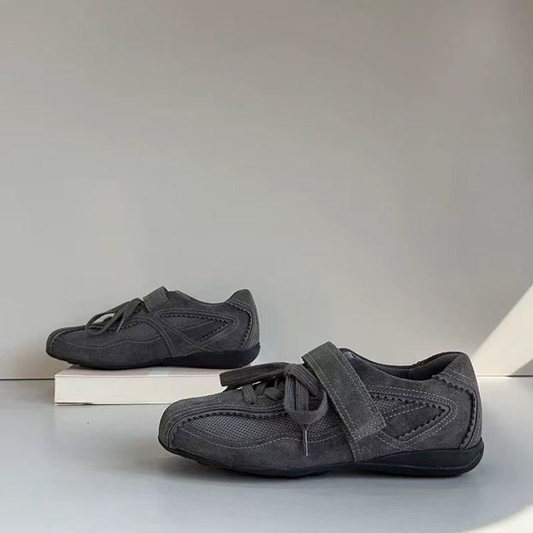 

Пусанский блогер~ Ретро шнуровка на липучке, плоские повседневные туфли, женские 2025, новые универсальные балетки для тренировок 40 серый