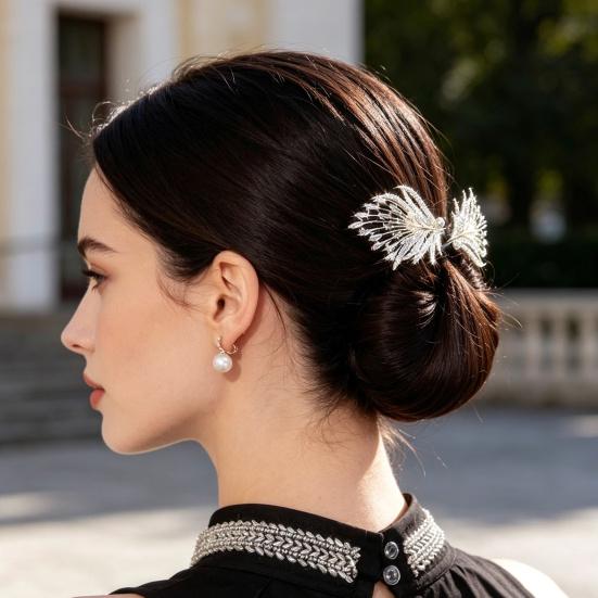 Hair Bun Pin, Blue Feather Decor Bun Maker Hairpin, Metal Construction Hair Accessory for Work Gym Dance Formal Events