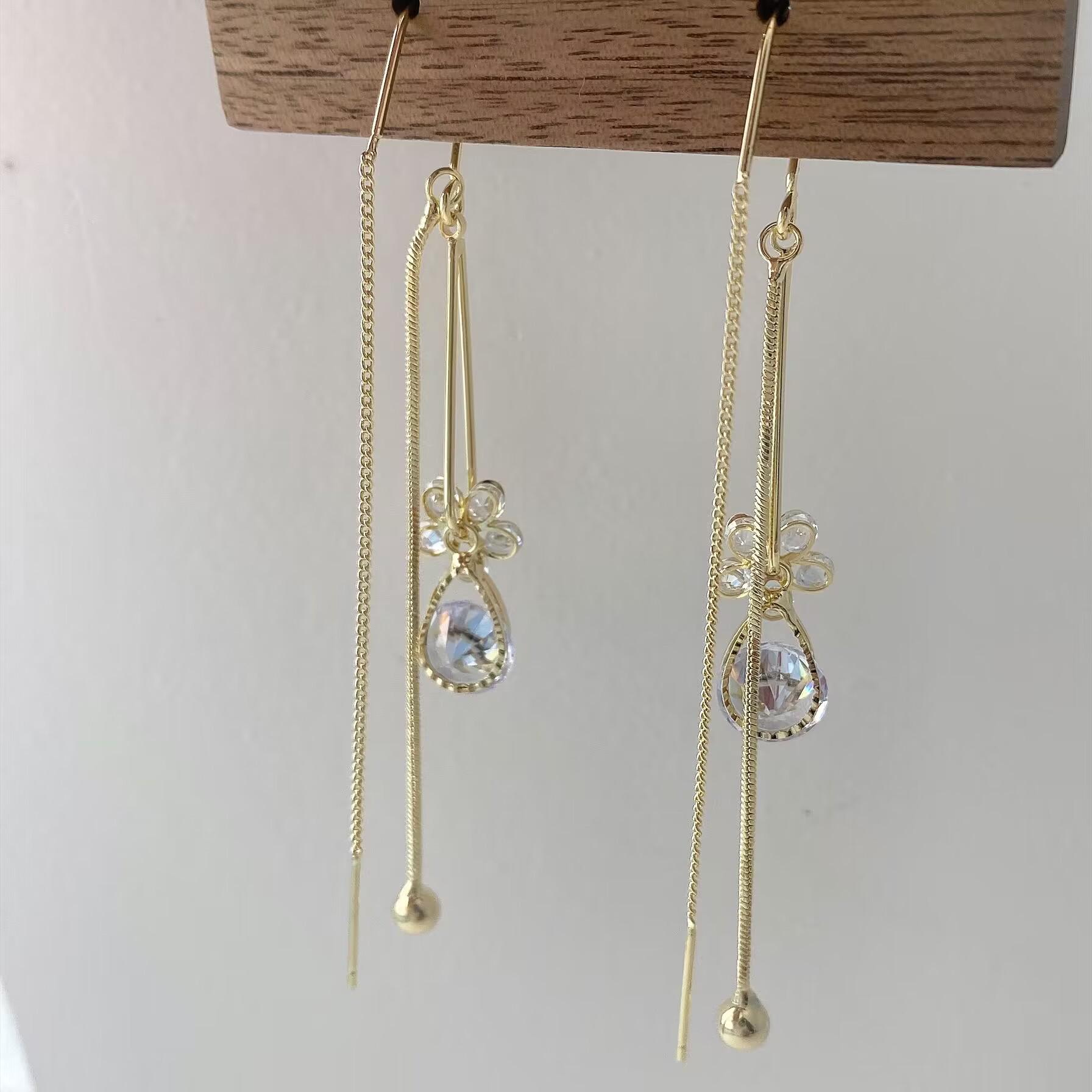 Stylish Zirconia Flower Tassel Earrings - Exquisite Light Luxury Design