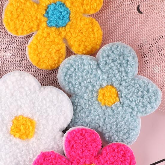Embroidery Patch Plush Design Bright Color Decorative DIY Colored Floral Cloth Patch Cheongsam Badge for Gift