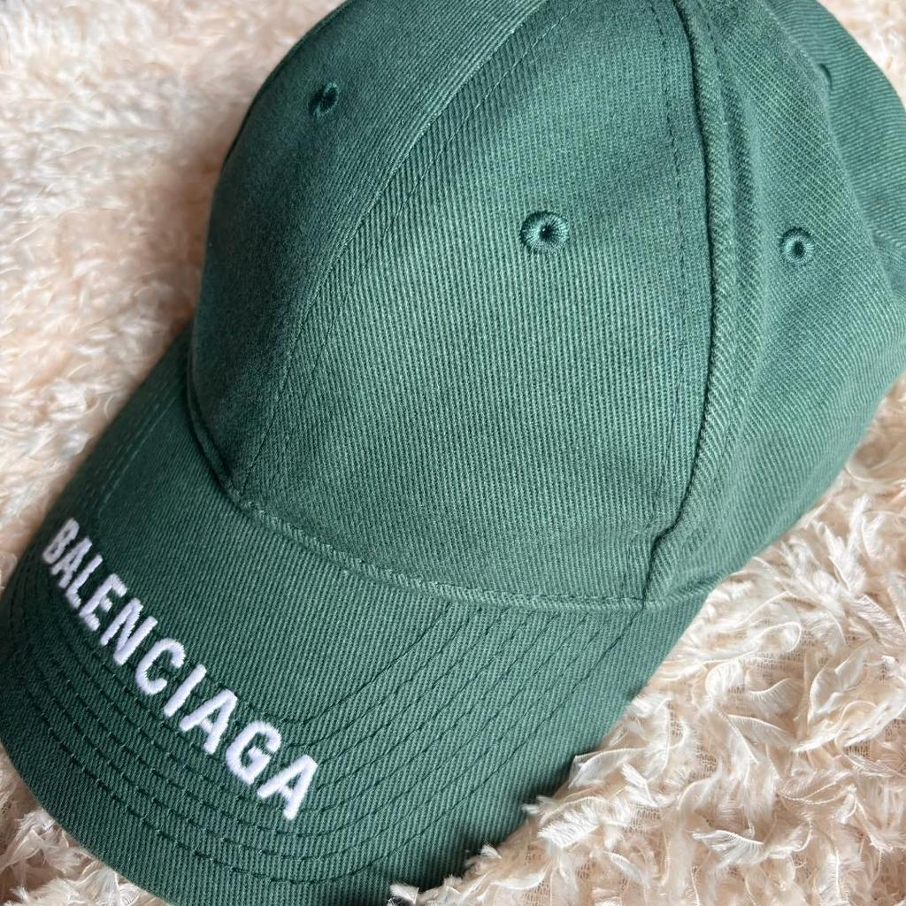 [USED] BALENCIAGA Adjustable Embroidered Cap, Size L