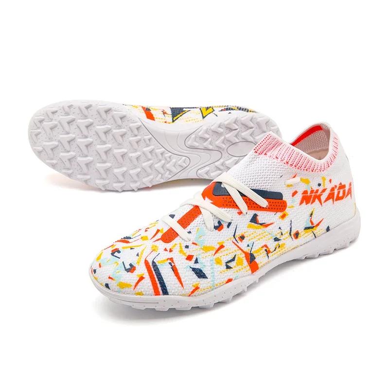 High-quality Professional Soccer Shoes Men Women Fashion Black Golden Football Training Shoes Men Futsal Sneakers Zapatos Futbol