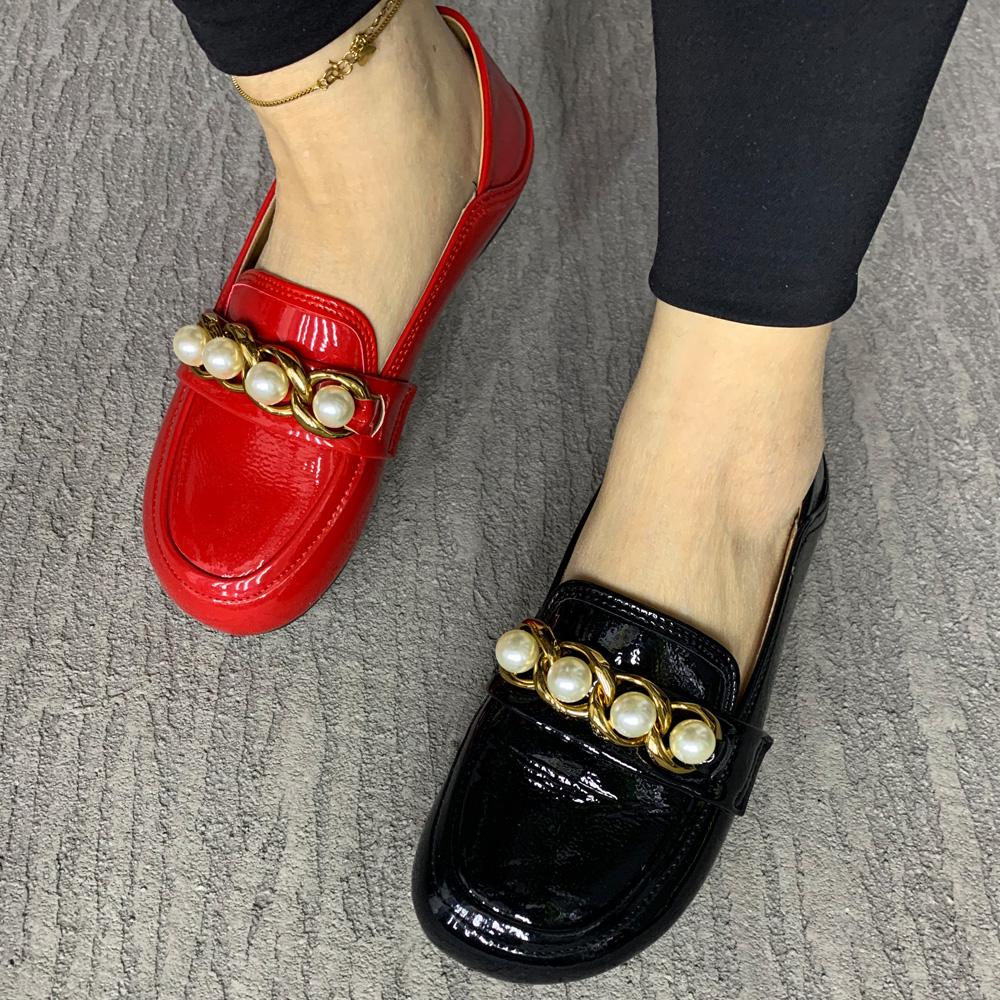 Fashion Luxury Brand Women Flats Shoes Plus Size Casual Shoes For Women Pearl Chain Patent Leather Female Loafers Summer Mullers