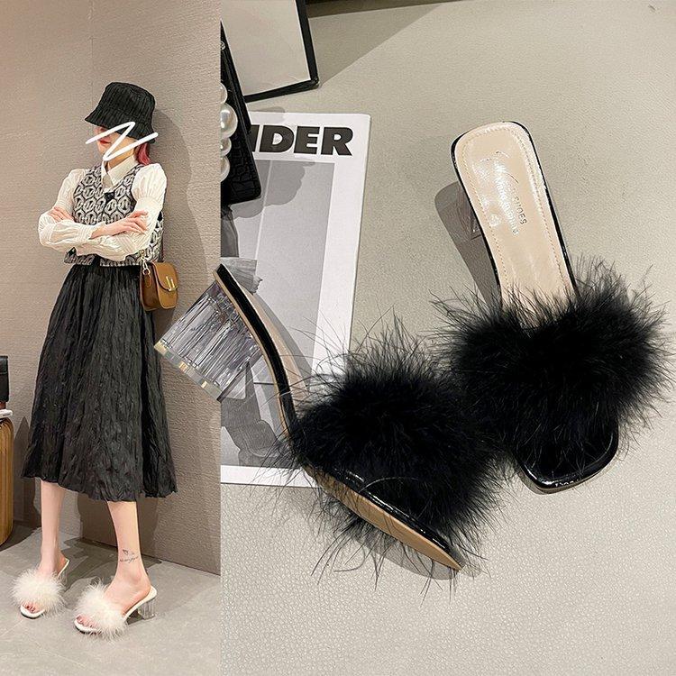 [Youshilai] 2025 Summer New Crystal and Transparent Cool Slippers Women's Fluffy Slippers Simple and Generous