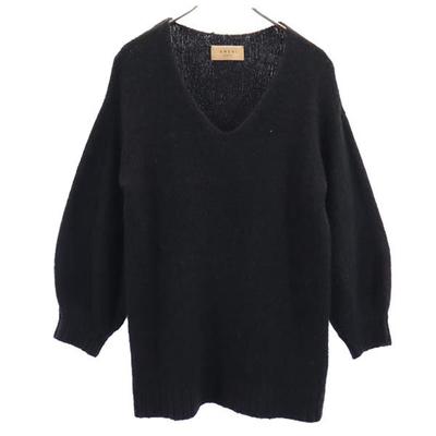 AMERI UNDRESSED Uzun kollu V yaka örgü F siyah kazak Kadın Kullanılmış