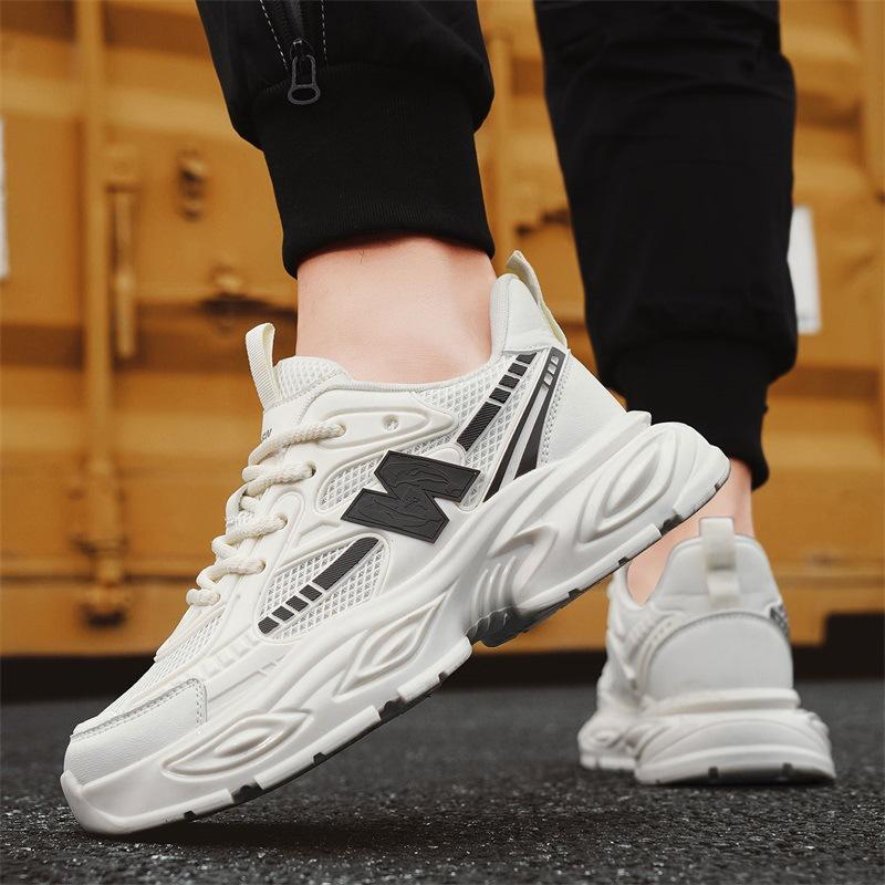 Outdoor lightweight and comfortable low-top soft-soled cushioning sneakers casual shoes comfortable dad trendy shoes
