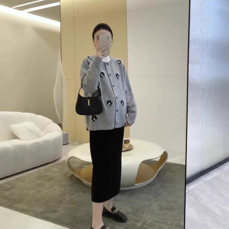 

Maternity skirt autumn and winter new belly support a-word skirt women s winter fashion velvet thickened maternity skirt XXL（165-200） чёрный