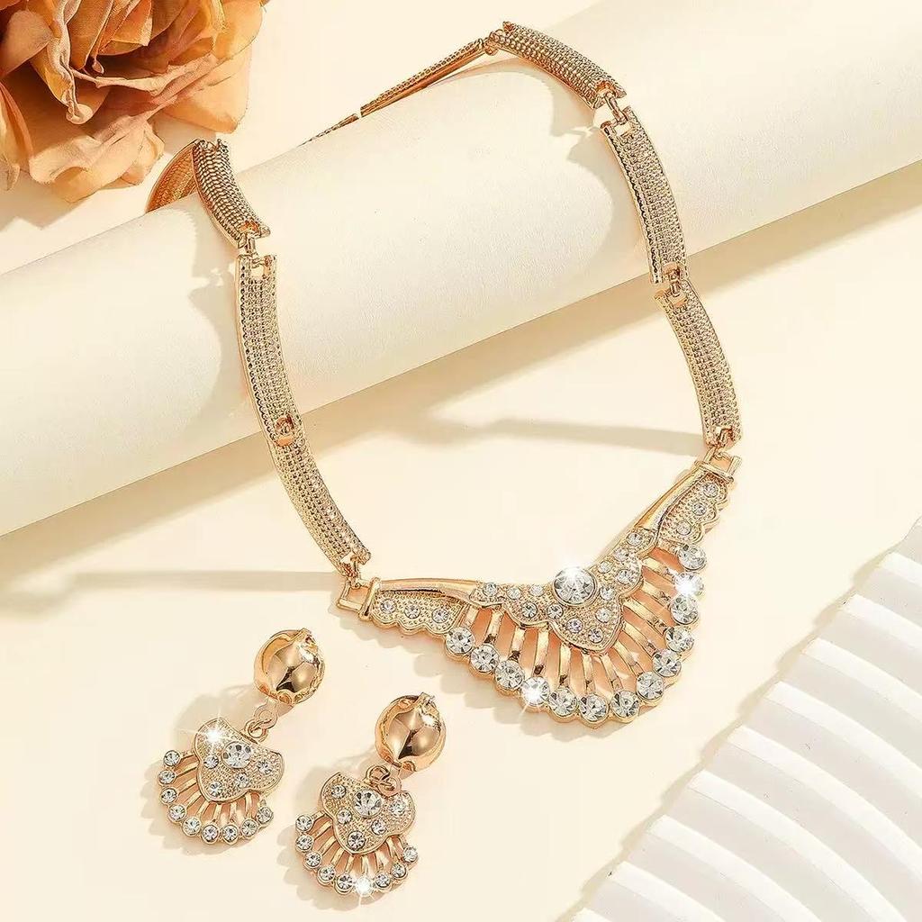 Elegant Gold Plated Alloy Wedding Jewelry Set-Bridal Necklace with Rhinestone for Brides Party & Gift Accessories