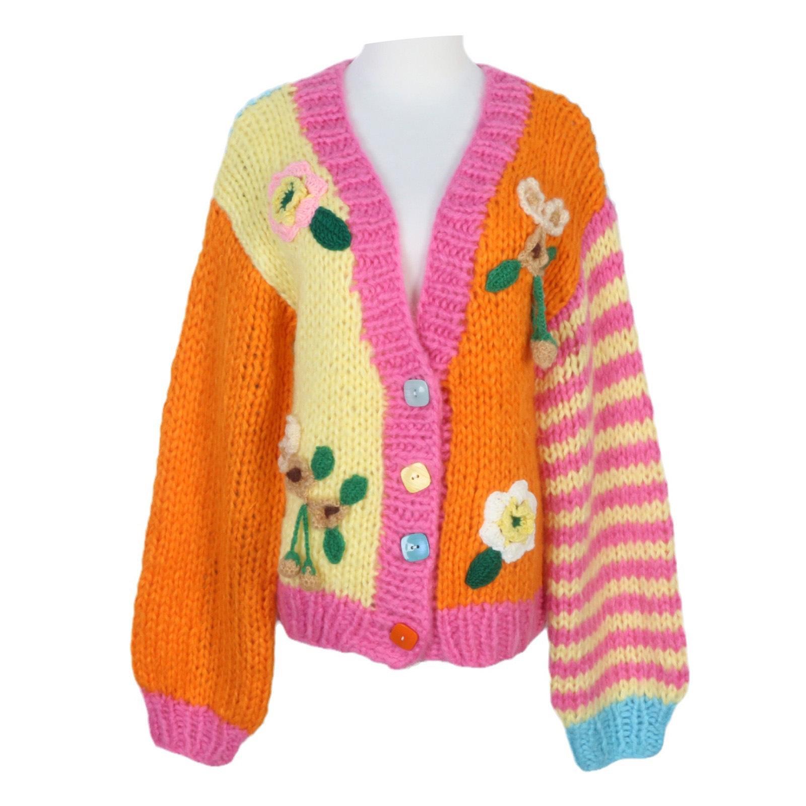 

Женский вязаный кардиган в стиле мори с V-образным вырезом, ручной вышивкой, цветочным узором и цветными блоками, 2024 Large