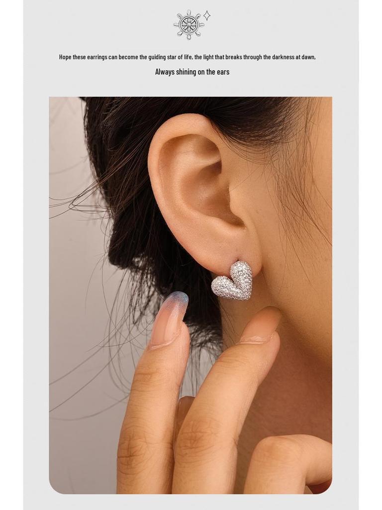 Luxurious Zircon Heart-Shaped Copper Alloy Stud Earrings for Women