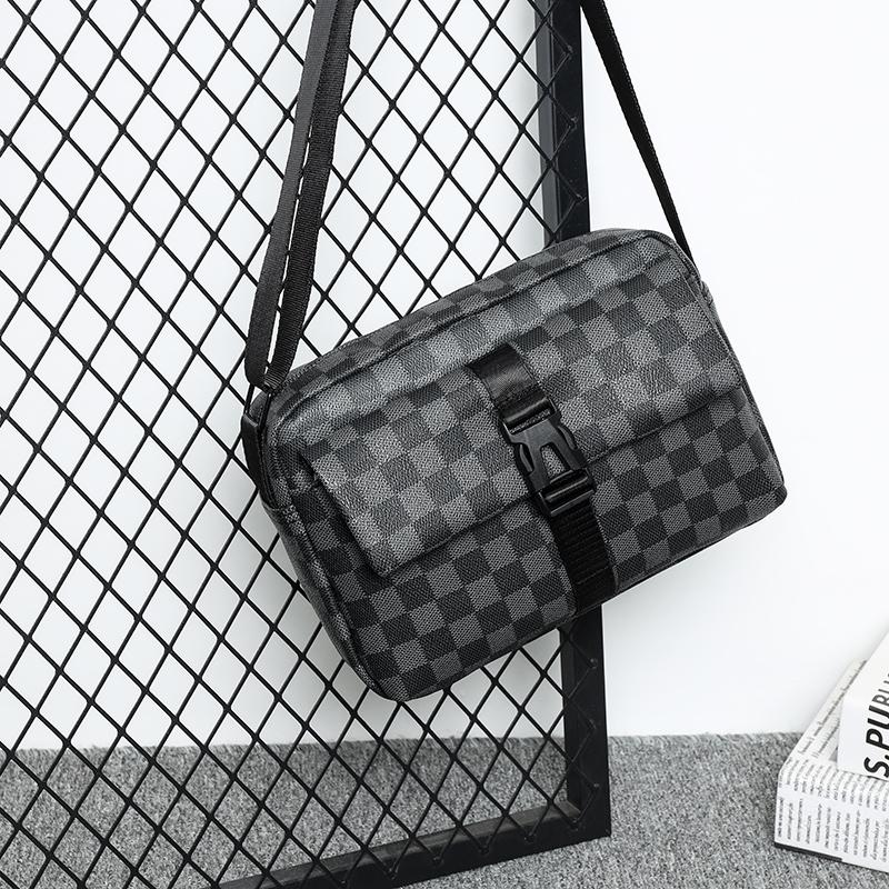 Men's Shoulder Bag, High-end Men's Bag, Trendy Fashion, Large-capacity Casual Messenger Bag, Multi-compartment Small Square Bag.