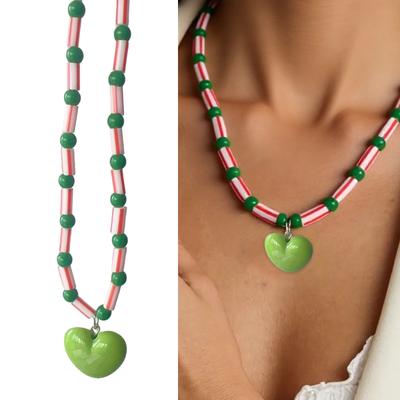 Heart Beaded Necklace Unique Neck Jewelry Heart Pendant Necklace Resin Texture Fashion Necklace for Fashion Ladies