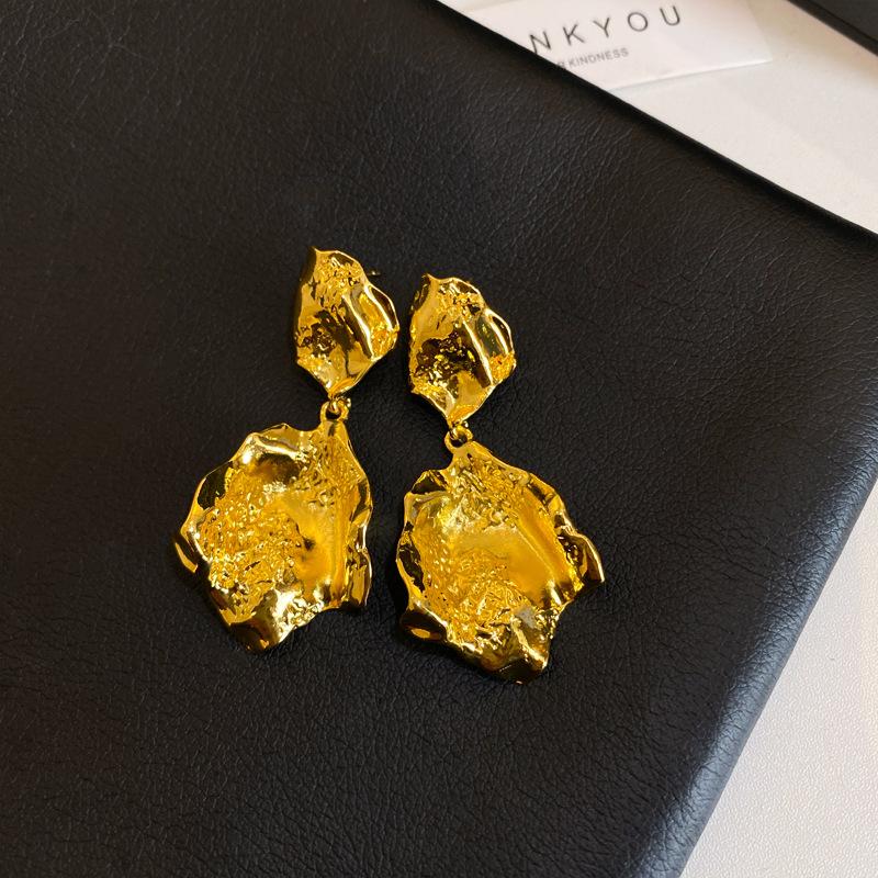 Silver needle irregular geometric fringed earrings exaggerated stud earrings light luxury high sense fashion earrings wholesale
