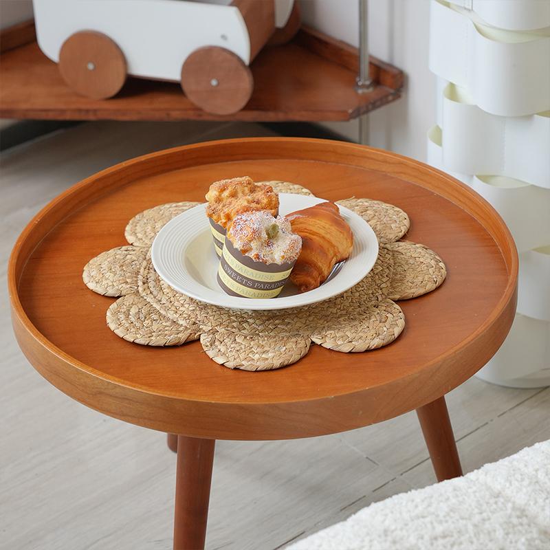 1 Piece of Environmentally Friendly Woven Insulation Mat Household Flower Shaped Durable Multi-purpose Placemat