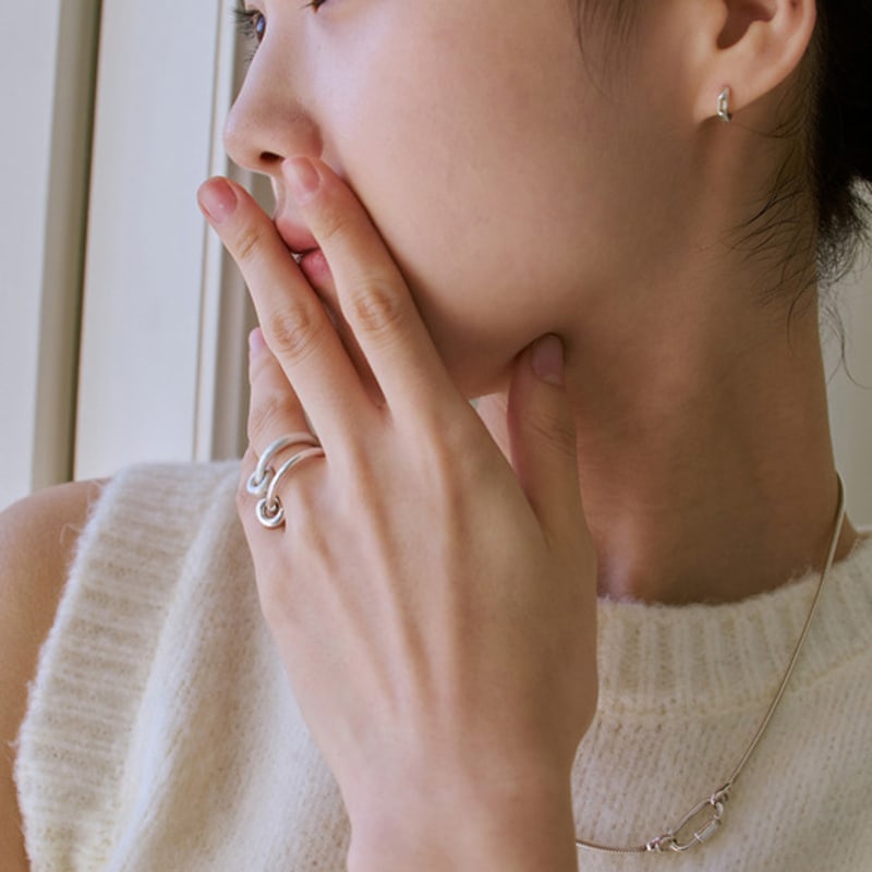 COLLECT SYNERGY white topaz donut link ring