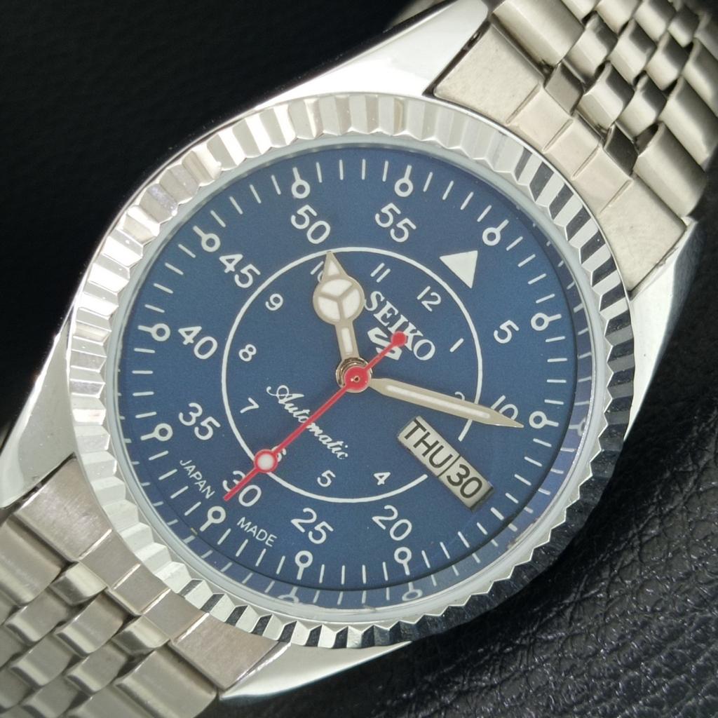

АВТОМАТИЧЕСКИЕ ВИНТАЖНЫЕ ОТРЕМОНТИРОВАННЫЕ МУЖСКИЕ ЧАСЫ SEIKO 5 6309A ЯПОНИЯ СИНЕГО ЦВЕТА a442910-1