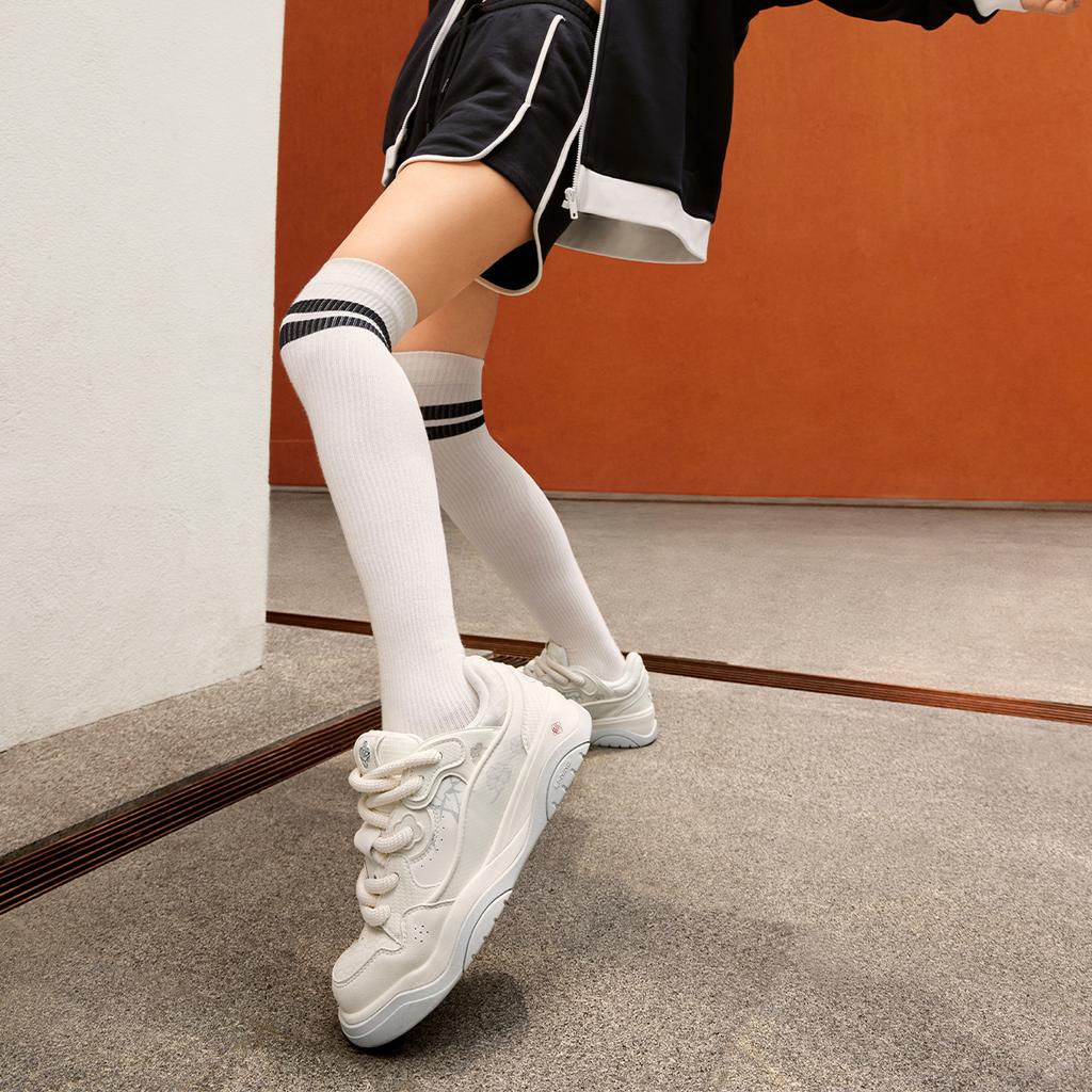 Li Ning Journey 2.0 Thick Sole Boosting Sneakers Women Sneakers Off-White AGCU092-10
