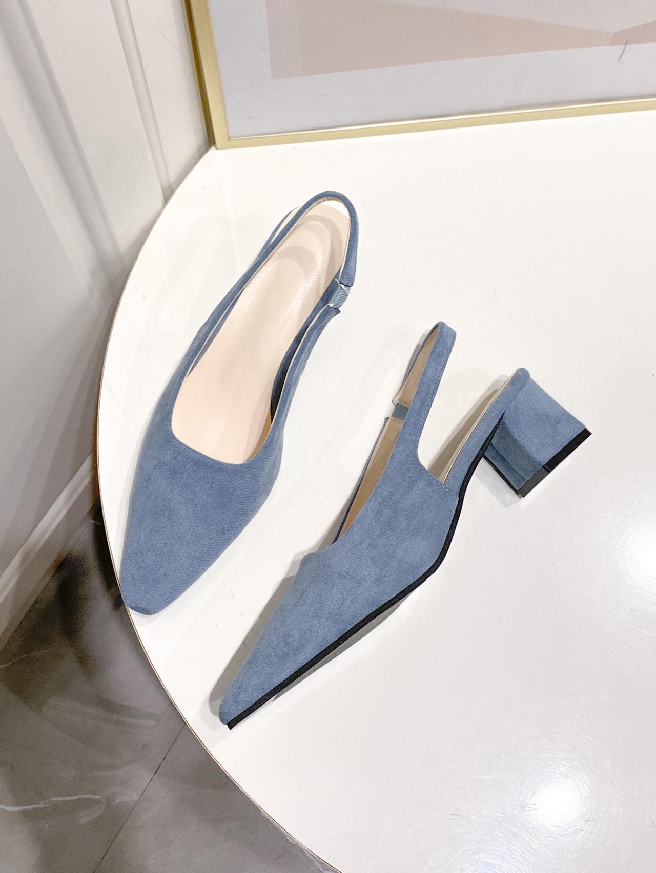 

Baotou single shoes square head 2025 summer new fairy suede simple and sweet temperament Baotou shallow mouth single sandals 35