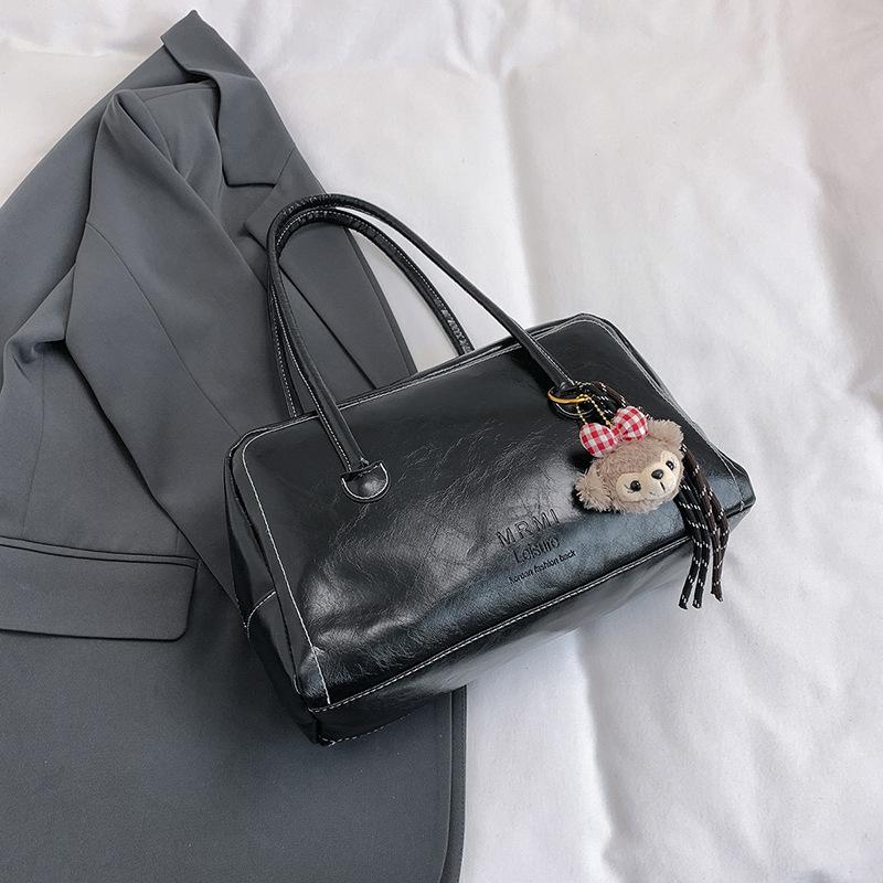 Retro Niche Boston Handbag Bag Women'S High-Value Simple And Versatile Commuter Shoulder Armpit Bag