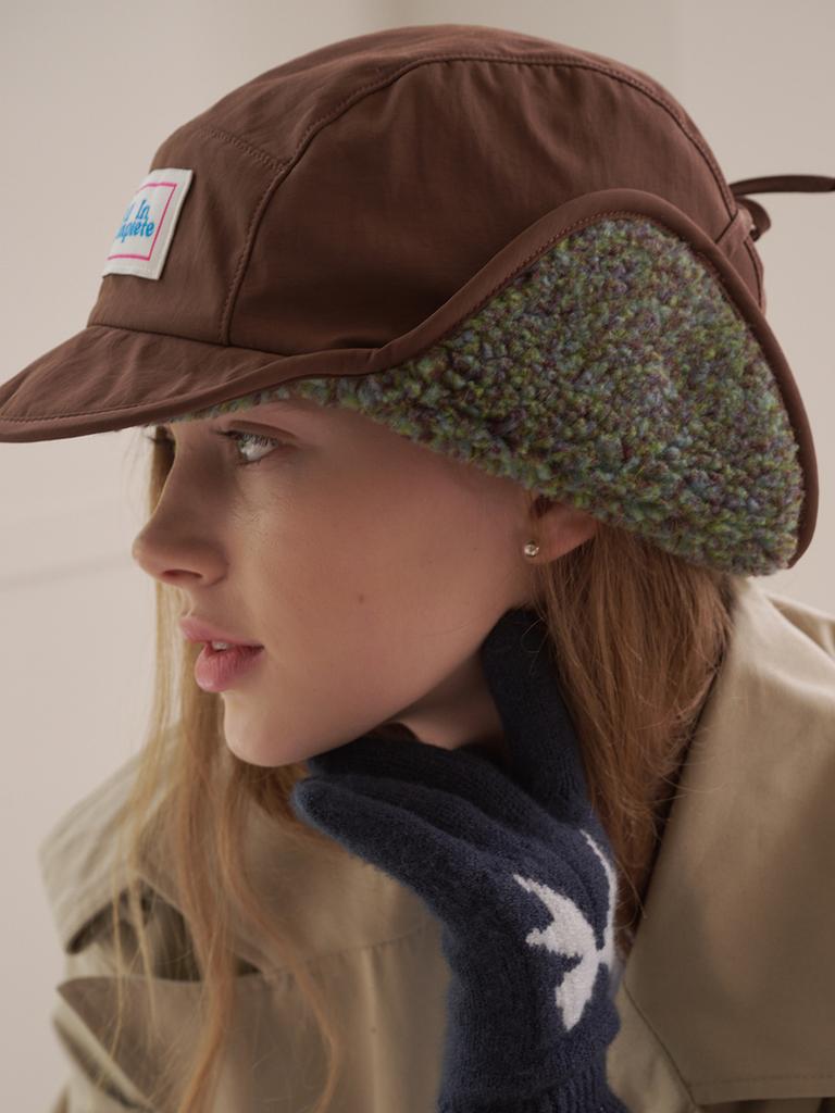Olinkeompeulliteu Sprinkle Teddy Reversible Trooper Hat (Brown)