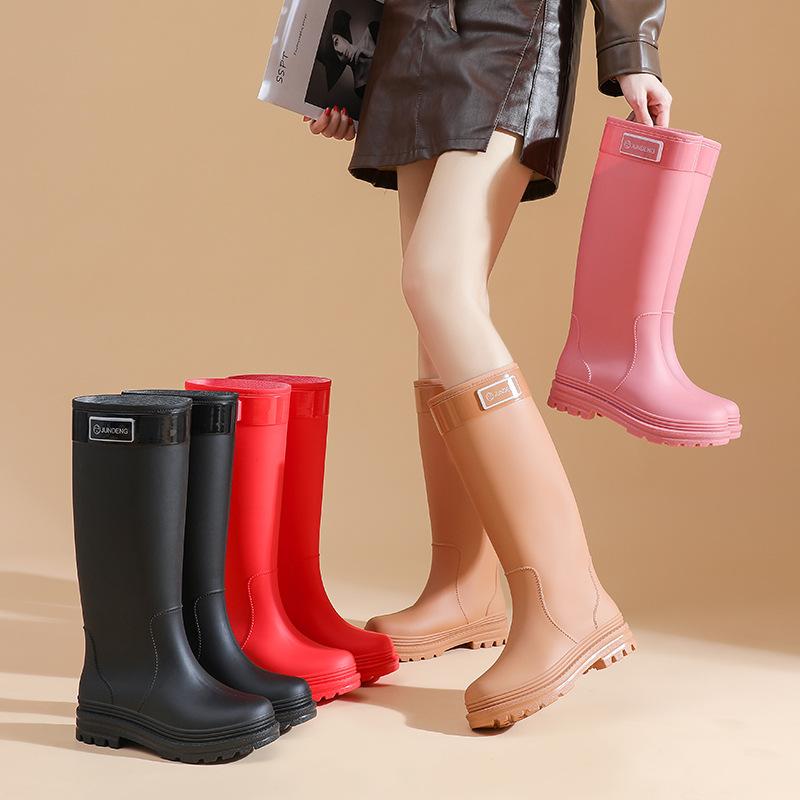 Japan and Korea adult fashion tall rain shoes women's water boots velvet waterproof and non-slip outer wear snow boots