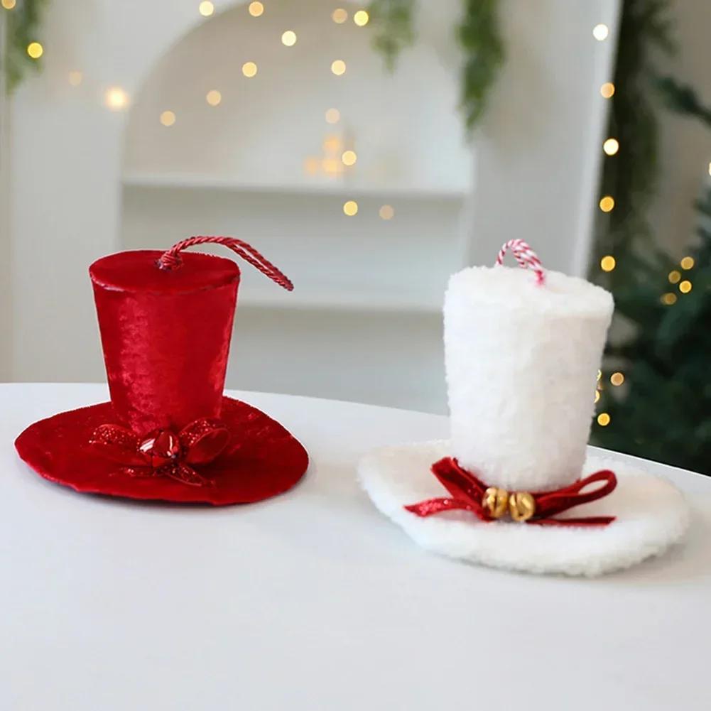 Holiday Tree Ornaments Set of 4 Top Hats with Fabric Material and Bells Suitable for Christmas Tree and Seasonal Decoration