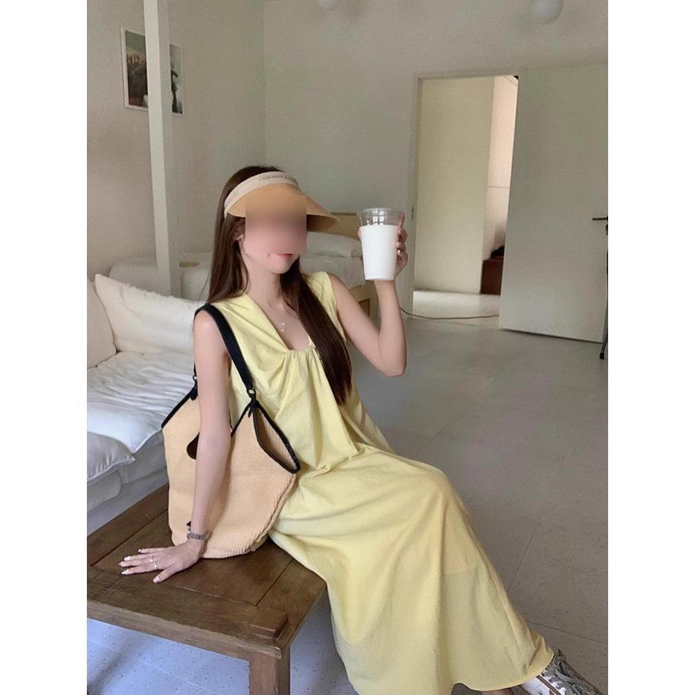 Temperament kink V-neck sleeveless vest skirt women's Korean version can wear loose and thin a-shaped long skirt on both sides