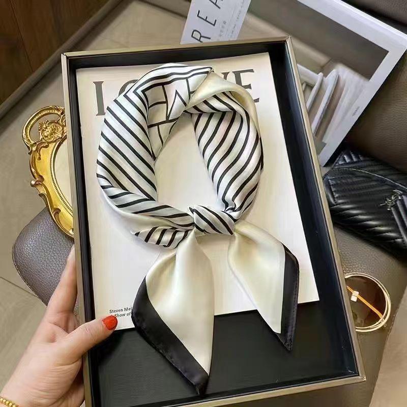 High-End Women's Lightweight Silk Square Scarf - Temperament Print Neckerchief for Neck Protection and Decoration.