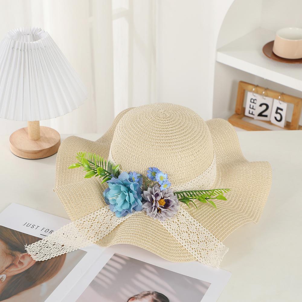 Early spring new beach travel sunscreen hat fashionable flower summer UV protection sunshade straw hat