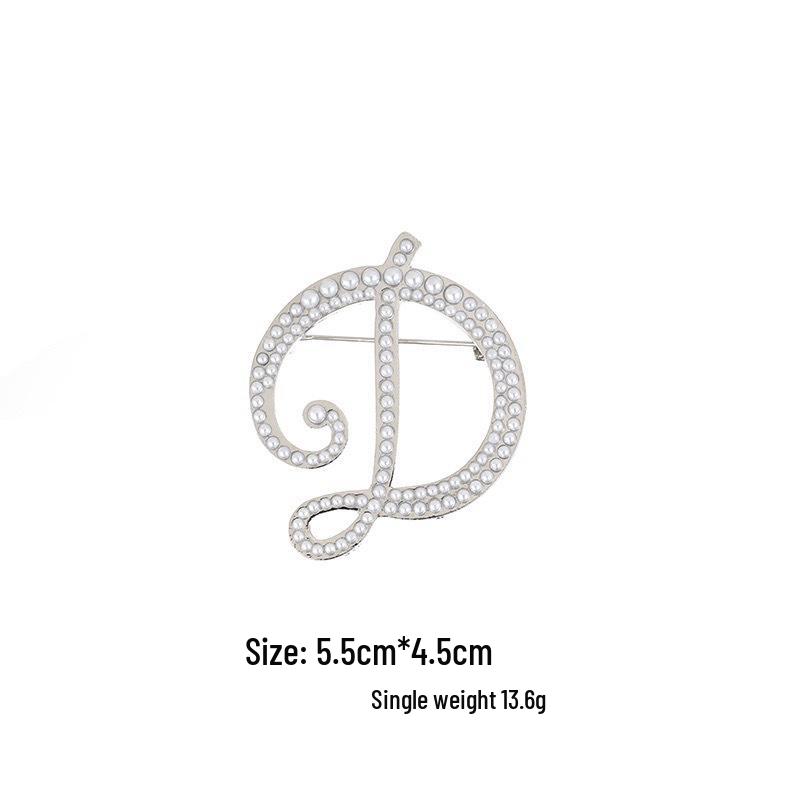 Elegantní brož s perlovým písmenem (26 písmen): Všestranný módní doplněk