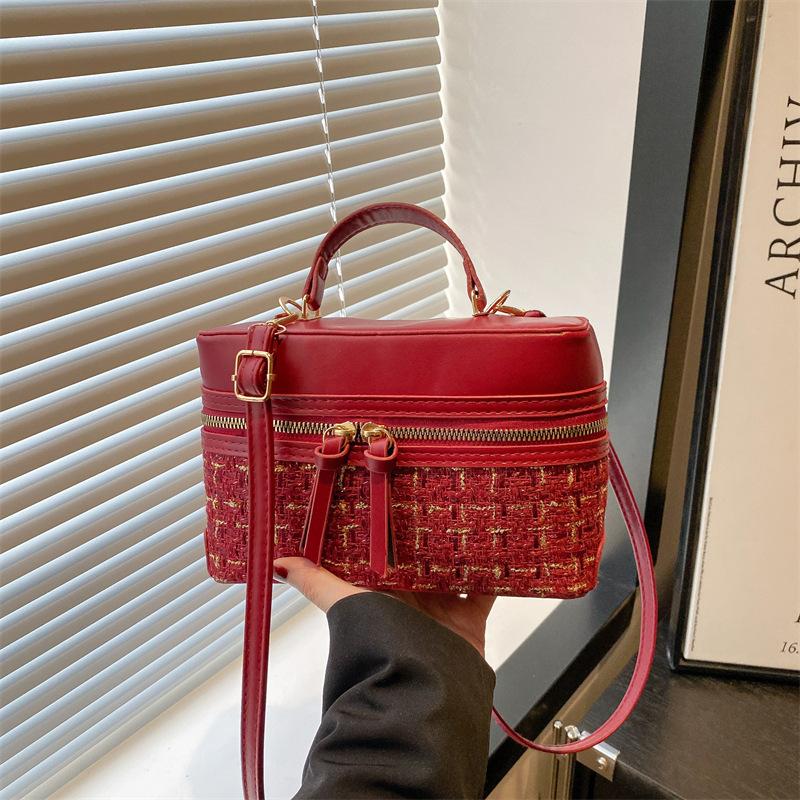 Spring and Summer New Product Trend Women's Storage Box Bag Simple Casual Portable Shoulder Messenger Bag