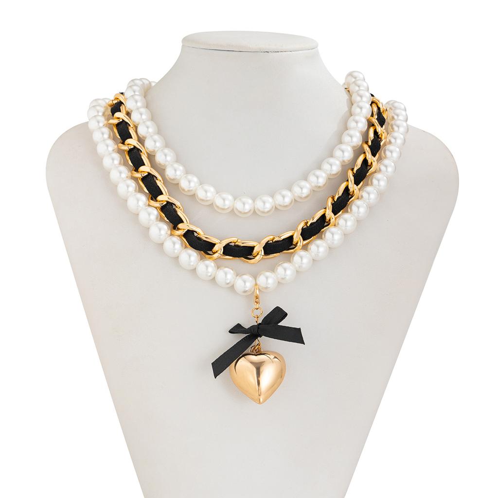 3pcs/set Fashion Jewelry Multilayer Imitation Pearl Beaded Necklace Punk Big Love Heart Pendant Chain Grunge Necklace Set