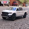 1:24 Dodge RAM 1500 Rebel Modèle de Voiture Pick-up en Alliage Jouet Moulé sous Pression Véhicule Tout-Terrain Modèle de Voiture Haute Simulation Collection Jouet Cadeau pour Enfants