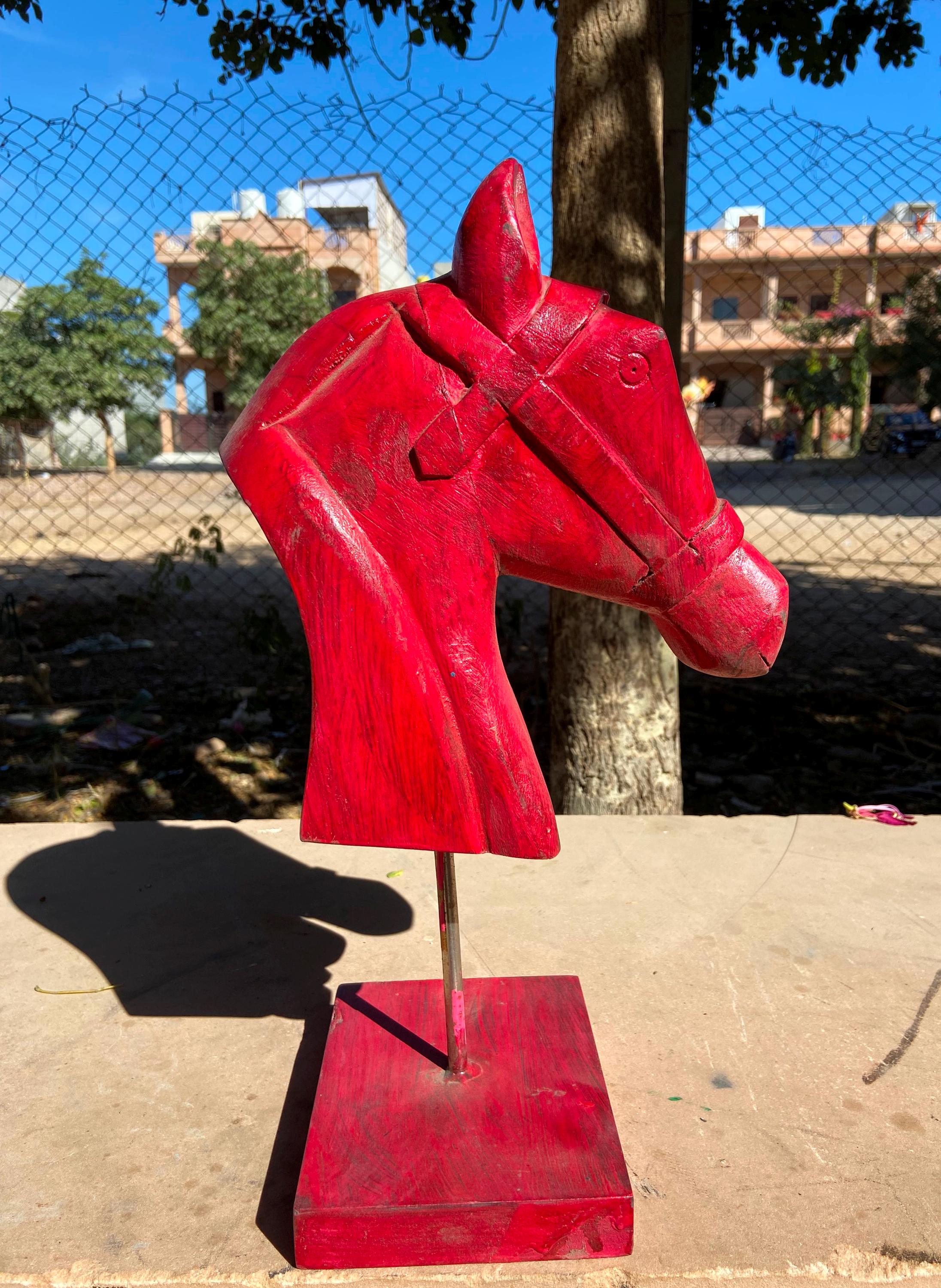 

Red Wood Horse Head Statue: Indian Handicraft Figure (16 Inches) 16” X 8” X 24” (l x w x h) разноцветный