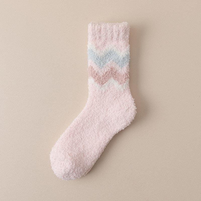Female Autumn and Winter Thickened Warm Stripe Absorbs Perspiration Home Floor In Tube Socks