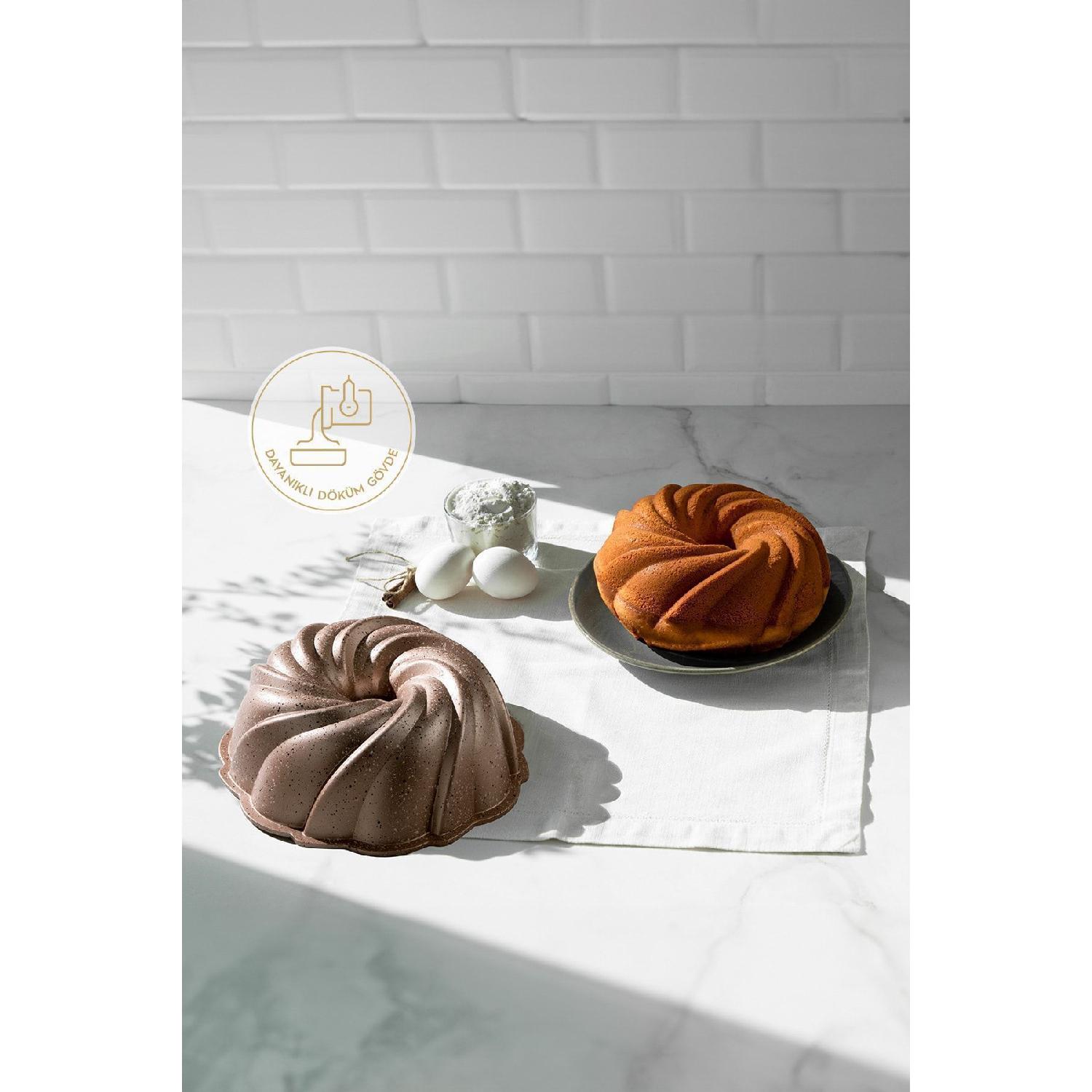 

Buket Rose Gold Cast Cake Mold 24 Cm рожевий колір золота