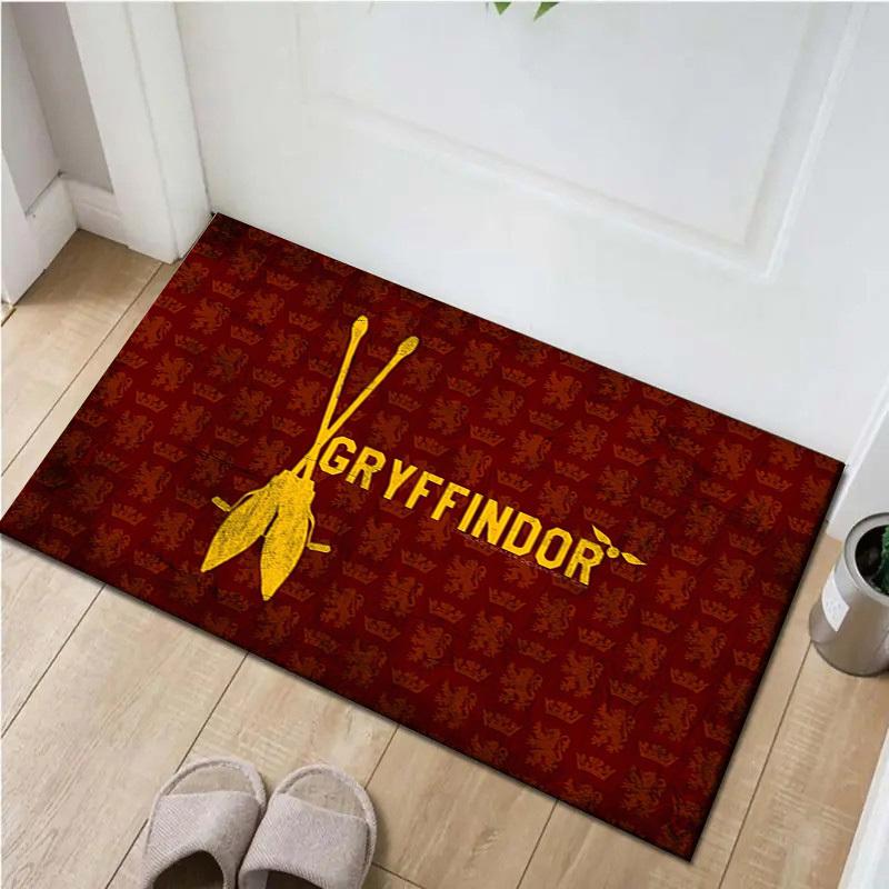 

1pc Office Carpet Chair Mats Gryffindor House Crest Perfect for Office Chairs, Living Rooms, Or Bedrooms,Polyester Carpet.HDT009 60cm by 90cm