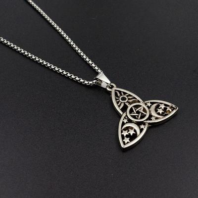 Γοτθικό Κολιέ Τριπλού Φεγγαριού Τριαντάφυλλο Φάντασμα Σταυρός