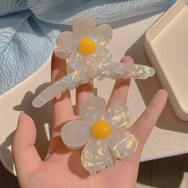 Cute and lovely daisy four-season point hair clip Option 2