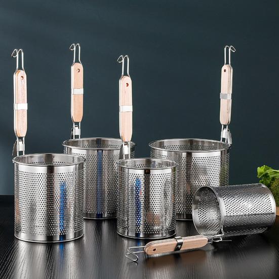 Cesta de Fritura Profunda em Aço Inoxidável Peneira de Malha Grossa Concha com Ganchos Duplos Colher Peneira Antiderrapante Resistente ao Calor para Macarrão de Sopa Malatang