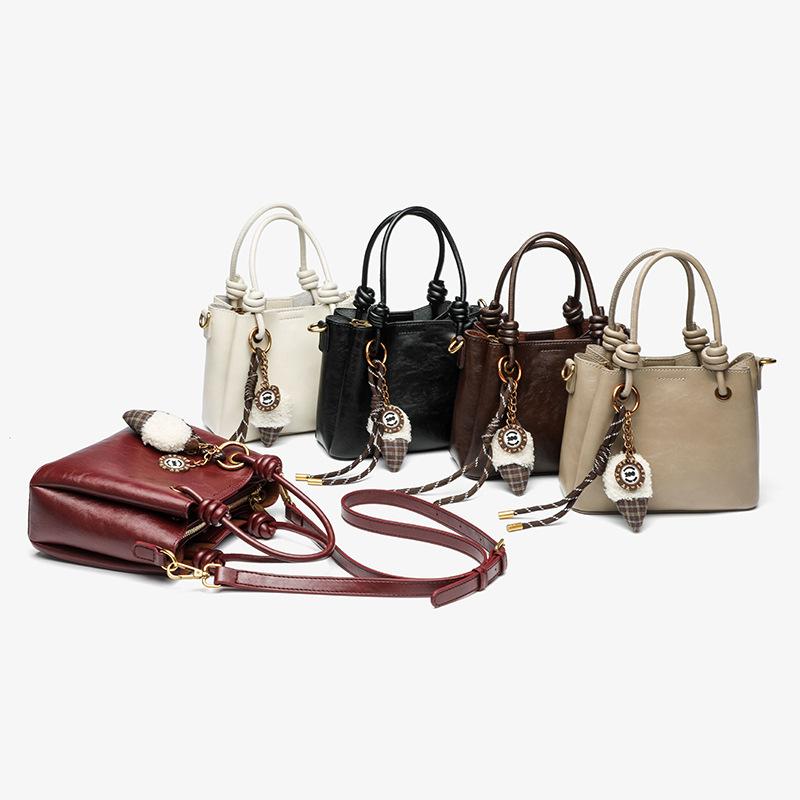 Korean Version of Daily Use of Bridal Bag Light Luxury New Niche Wedding Handbag Retro Red Bag Wedding Gift