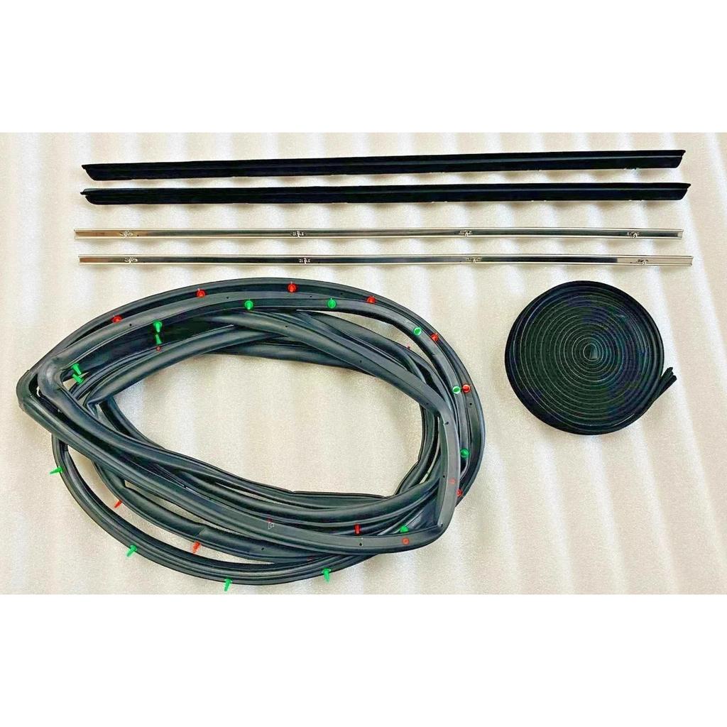 ForSuzuki Samurai SJ410 SJ413 Jimny Door Window Trim Moulding Seal Felt Whisker