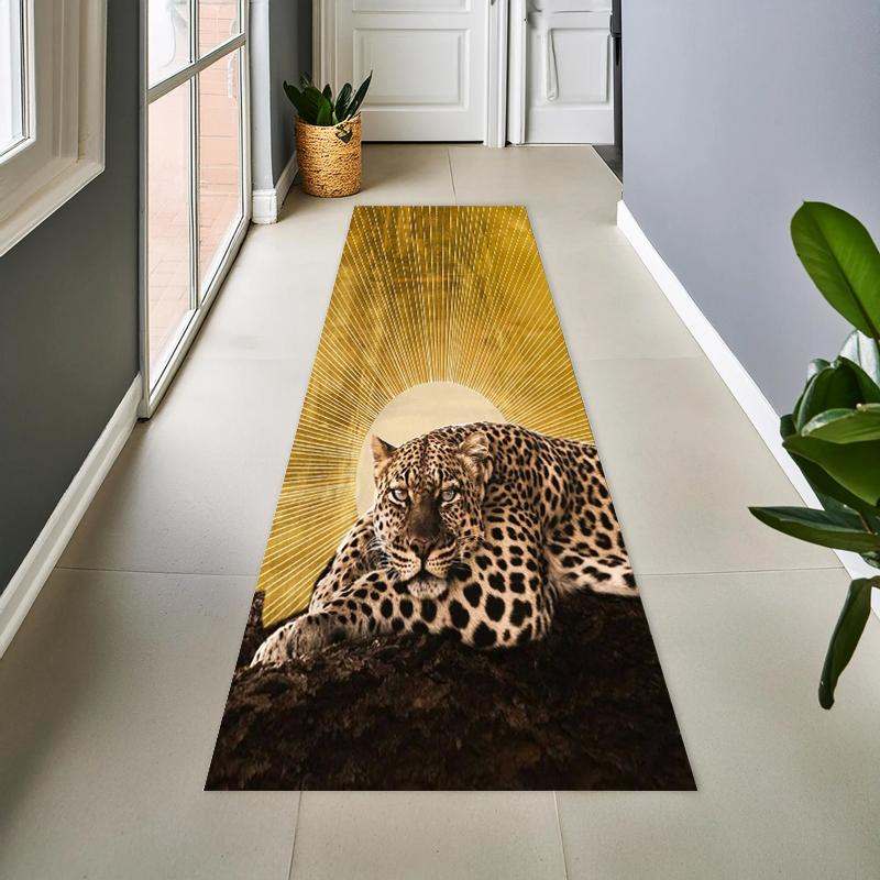 

Leopard Pattern Long Runner Rug Vintage Royal Crown Design Artistic Black Panther Non-Slip Kitchen Mat Hallway Entrance Doormat 40X120CM
