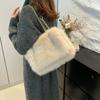 Autumn and Winter Fashi Ccise Underarm Bag Casual Cute Plush Temperament Shoulder Bag 2026 New Solid Sweet Women's Tote Bags