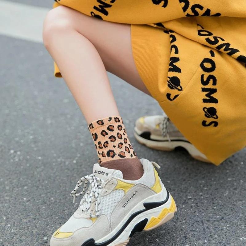 Spotted Leopard Print Women Socks Fashion  Mid-Tube  Socks For Girls Novelty Animal Pattern Japanese Style Autuma Spring  Summer