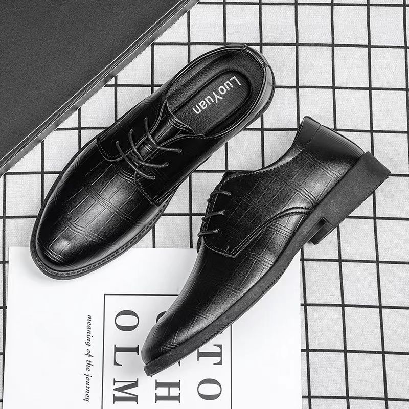 

Mens Leather Dress Shoes Men s Formal Social Male Shoe Casual Business Pointed Toe Luxury Party Designer Shoes for Men 38 чорний