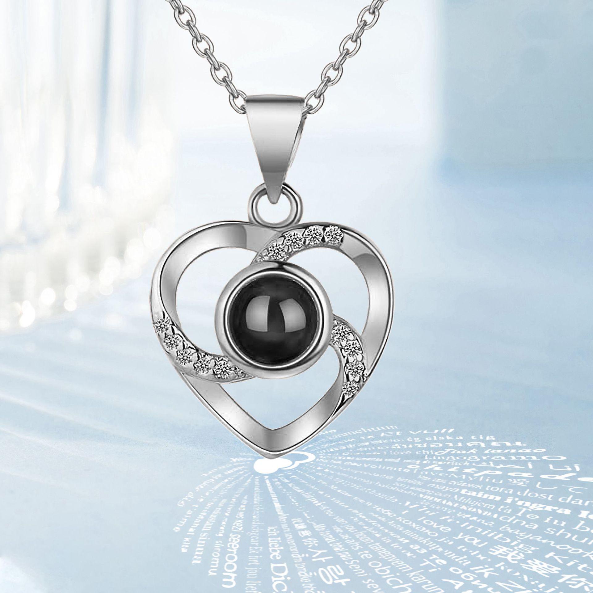 Ожерелье с проекцией сердца: Женская модная подвеска со 100 языками «Я люблю тебя»