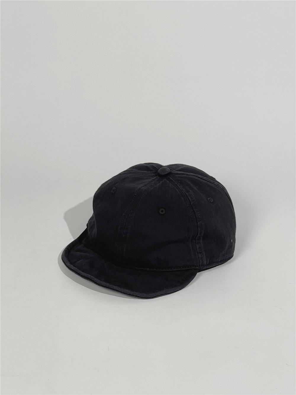 

American Retro Hip Hop Short Brim Baseball Cap - Trendy Streetwear Soft Top Hat, Unisex Japanese Flat Cap Adjustable чорний