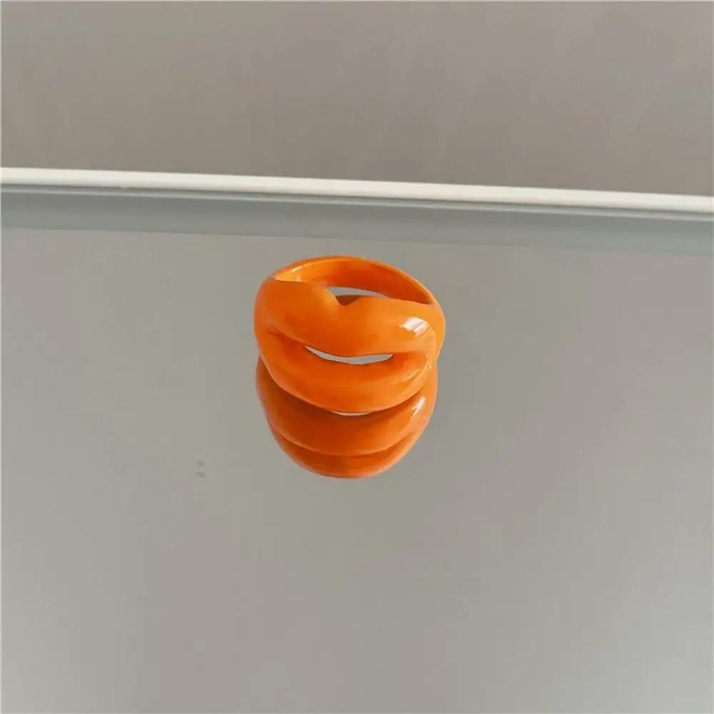 Neue Retro Punk Bunte Lippenform Ringe für Mädchen Hohl Fingerringe Geometrischer Metallring Für Frauen Hiphop Party Schmuck