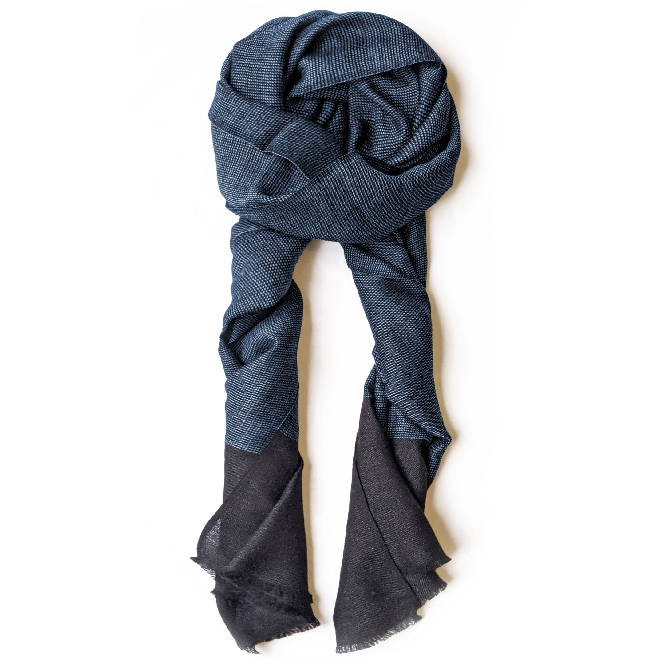 

Прямоугольный тканый шарф Ikka Dukka Khadi